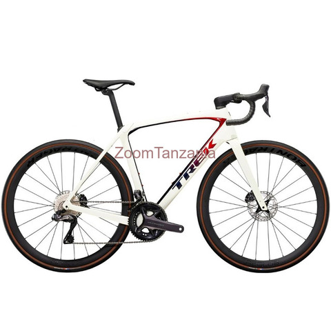 2024 Trek Domane SL 7 Gen 4 Road Bike (GUN2BIKESHOP) - 3/3