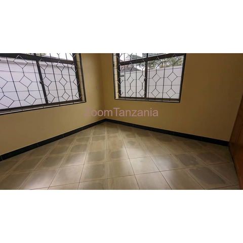 3BEDROOM HOUSE FOR RENT IN NJIRO-ARUSHA - 2/4