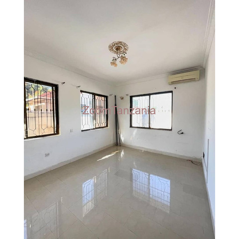 Stand alone house for rent in the Bahari Beach, Tegeta, Dar es salaam. - 1/4