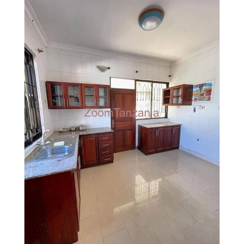 Stand alone house for rent in the Bahari Beach, Tegeta, Dar es salaam. - 2/4