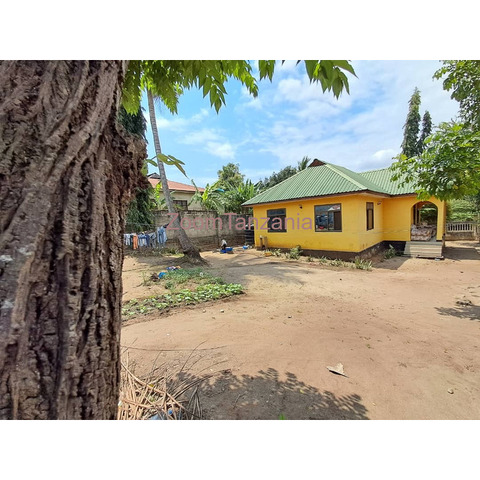 House for sale Mbezi Mwisho - 1/4