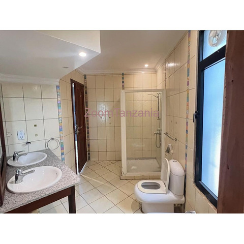 VillaFOR RENT KAWE BEACH - 2/4