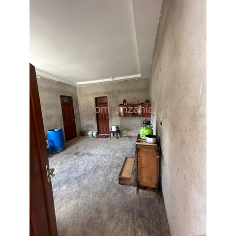 HOUSE FOR SALE MBEZIBEACH AFRICANA - 4/4