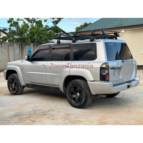 2006 Nissan Patrol - 2/4