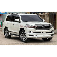 2018 TOYOTA LANDCRUISER ZX