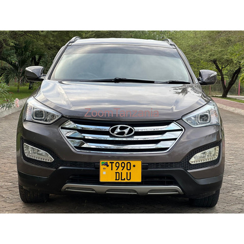 2014 Hyundai Santa fe - 1/4