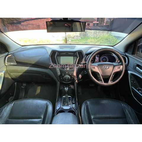 2014 Hyundai Santa Fe - 4/4
