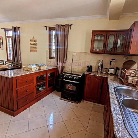 4BEDROOM FULLY FURNISHED HOUSE FOR RENT IN NJIRO AGM,ARUSHA-TANZANIA - 4/6