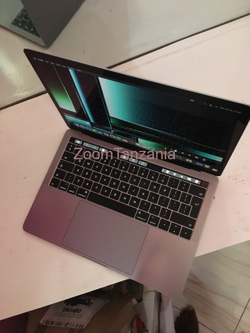 Apple MacBook Pro 2017 Touchbar core i5 Ram 16GB SSD 512GB - 2/4