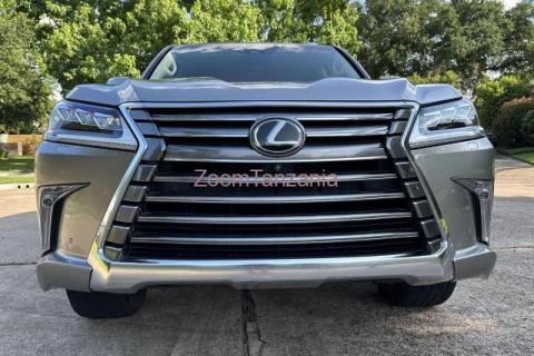2019 Lexus LX 570 - 2/6