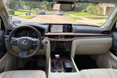 2019 Lexus LX 570 - 4/6