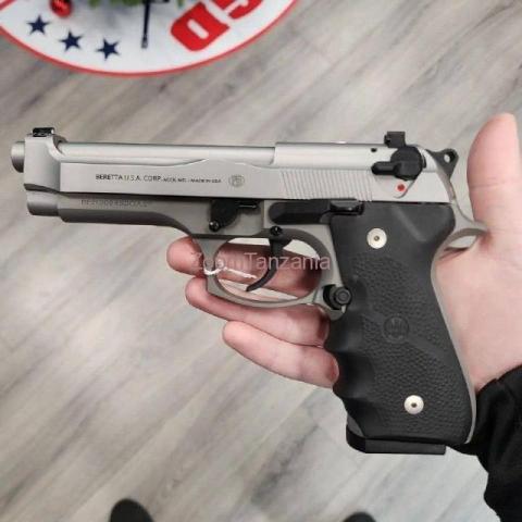 Guns and ammo - 1/6