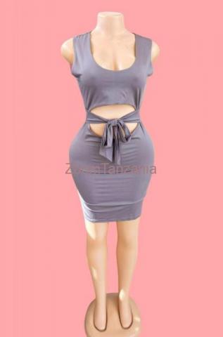 Dress Size M - 2/2