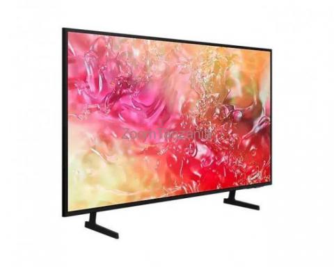 Samsung DU7010 | DU7000 43 Inch Crystal UHD 4K Smart TV - 2/3