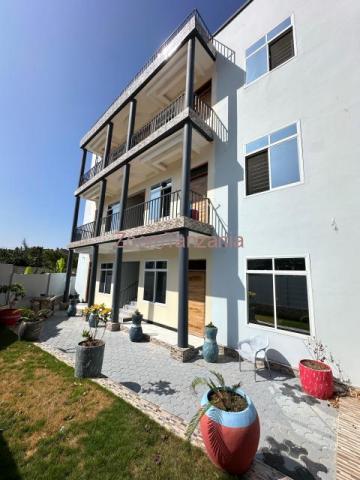APARTMENT FOR RENT - 6/6