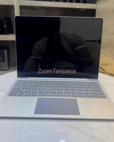 Microsoft Surface Laptop Go - 1/3