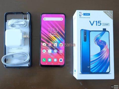 Vivo V15 GB 256 Ram 8 - 1/4