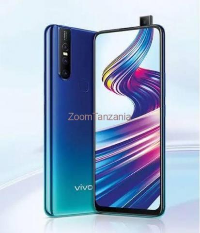 Vivo V15 GB 256 Ram 8 - 4/4