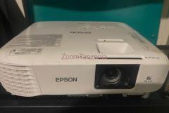 Epson EB-E20 Video Projector