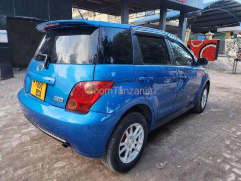 Toyota ist - 1/6