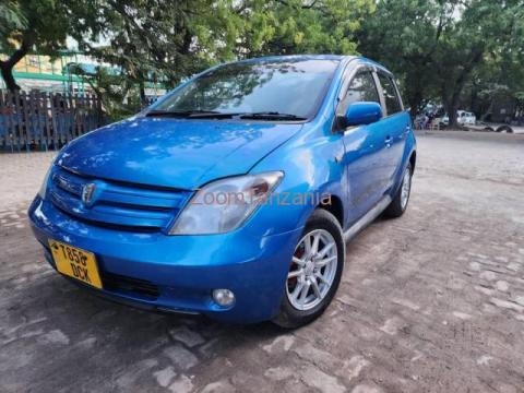 Toyota ist - 4/6