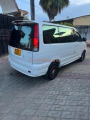 Toyota Noah old model Sr40