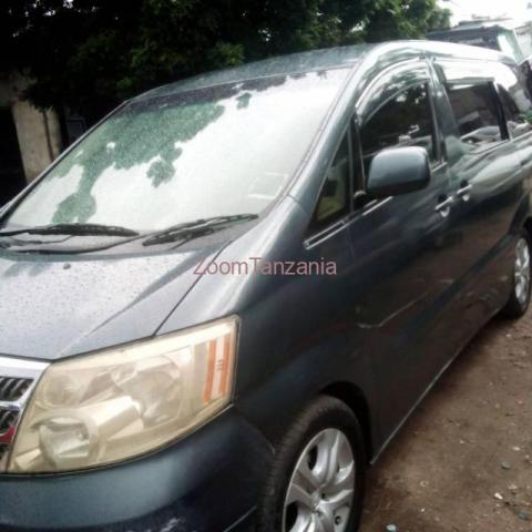 Toyota Alphard - 3/5