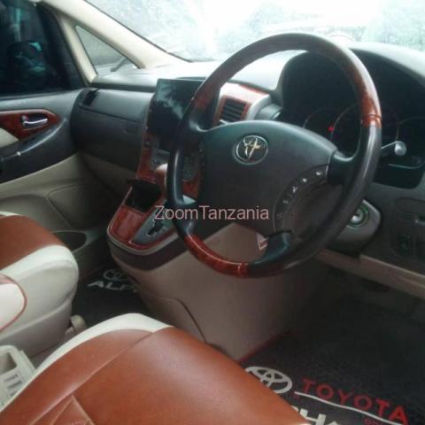 Toyota Alphard - 5/5