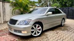 Toyota Crown athlete namba DPT