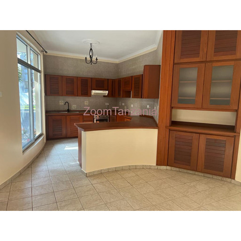 3 unt villa for rent mikocheni - 3/4