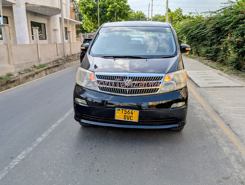 Toyota Alphard - 2/6
