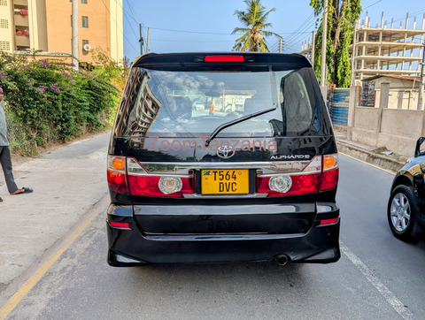 Toyota Alphard - 6/6