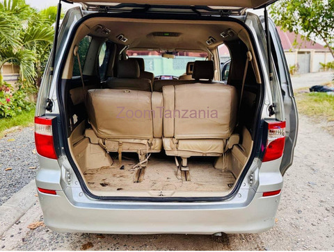 Toyota Alphard - 5/5