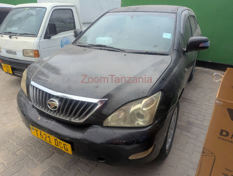 Toyota harrier old - 1/4