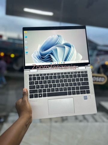 HP ELITEBOOK 1030 G4 - 2/5