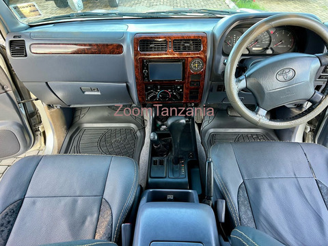 Toyota  Prado - 3/6