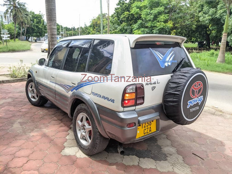 Rav 4.      1999 - 2/6
