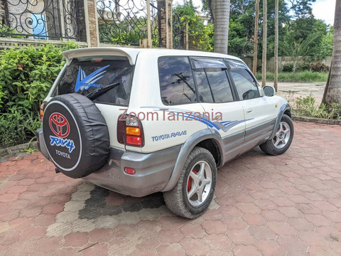 Rav 4.      1999 - 4/6