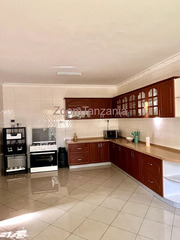 BURKA EXQUISITE 4BED VILLA
