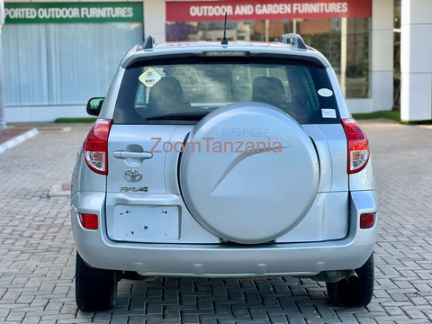 Toyota Rav4 Miss Tanzania - 5/6