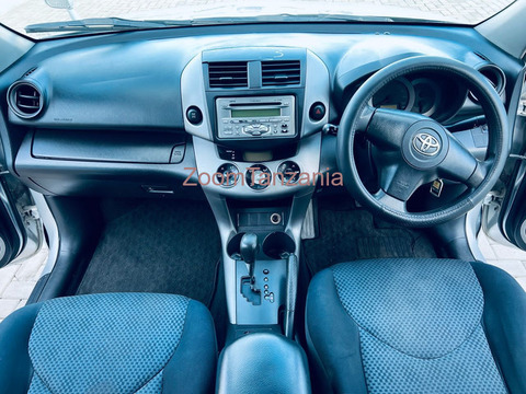 Toyota Rav4 Miss Tanzania - 6/6