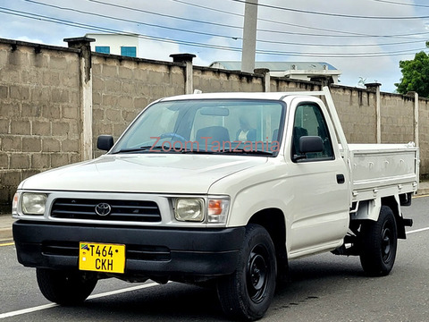 Toyota hillux pick up - 2/6
