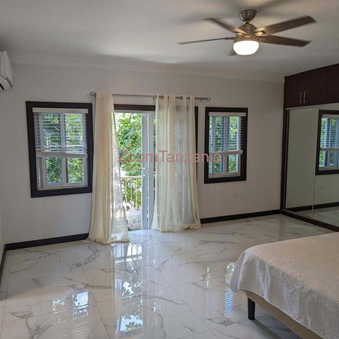 Standalone house for rent in Masaki - 4/6