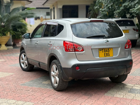 Nissan Dualis - 2/6