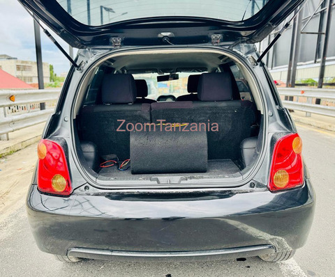 Toyota Ist - 6/6
