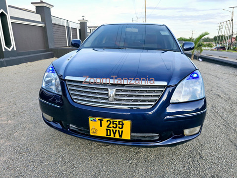 Toyota premio f - 2/6