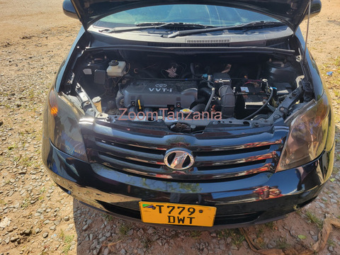 TOYOTA IST - 5/6
