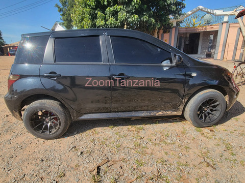 TOYOTA IST - 6/6