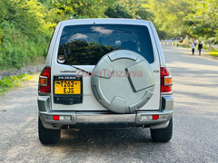 Mistubish pajero