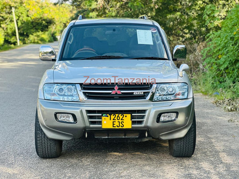 Mistubish pajero - 2/6